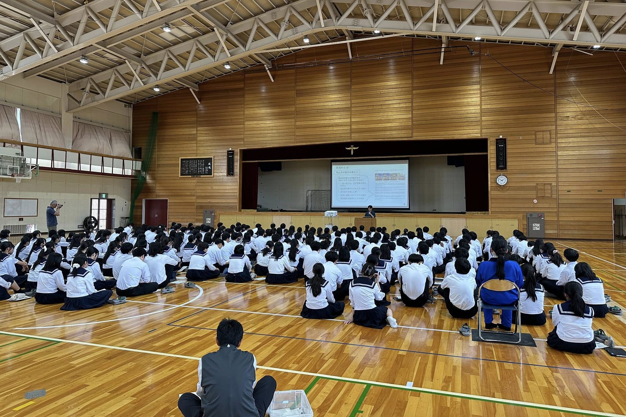 斐太高校で探究活動のための生成AI勉強会を開催しました。