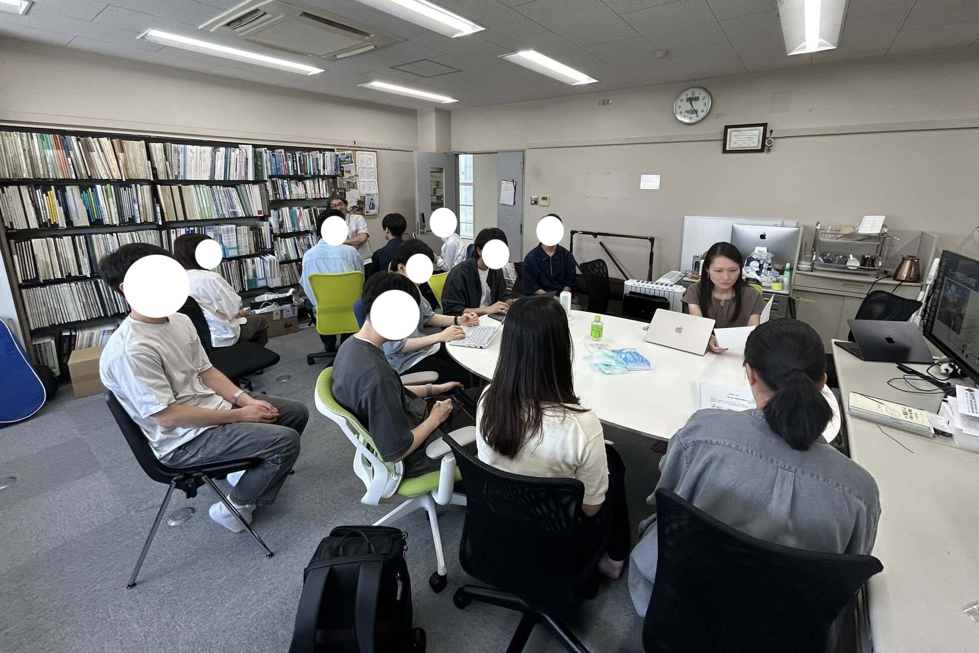 大学院入試受験予定の方の研究室訪問を実施しました。